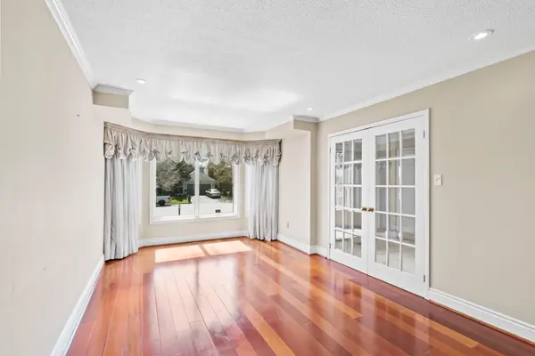 1 Alexis RD, Markham, ON L3T 6Z2