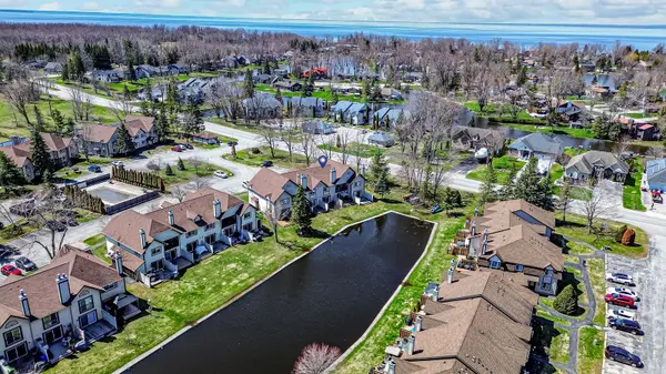 11 Laguna Pkwy #4, Ramara, ON L0K 1B0