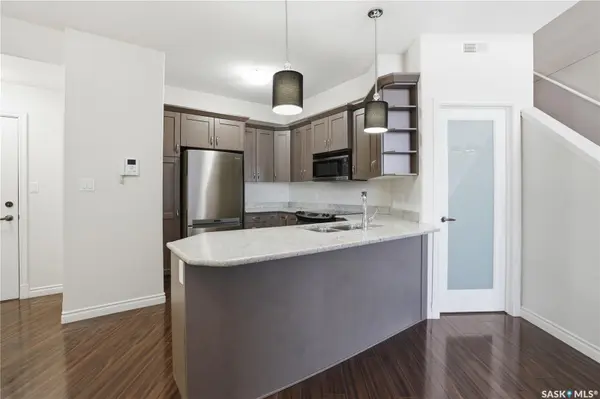 2730 Main STREET #301, Saskatoon, SK S7H 0M3