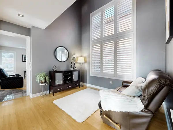 28 Wakely BLVD, Caledon, ON L7E 2G9