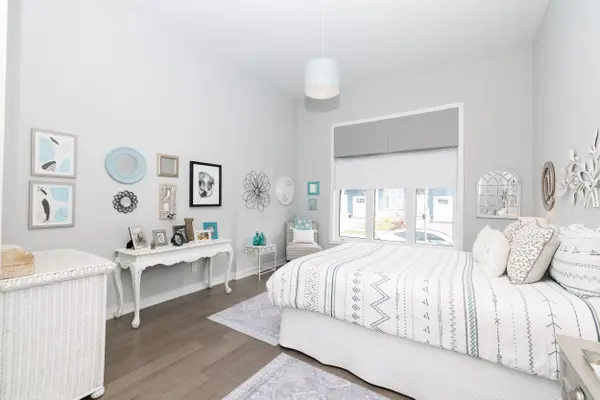 3615 Hibbard ST, Fort Erie, ON L0S 1N0