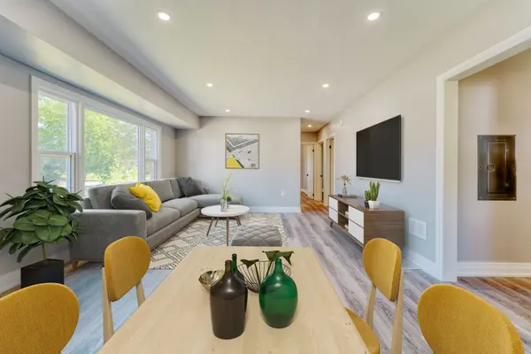 1640 Mary ST #1, Kingston, ON K7M 5J1