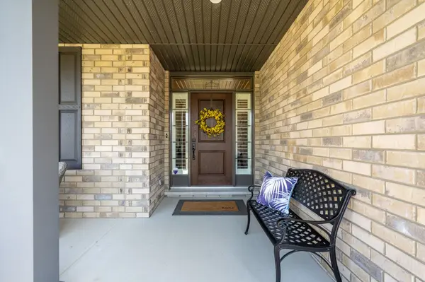 2012 Lockwood CRES, Strathroy-caradoc, ON N0L 1W0