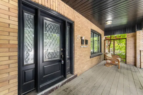 27 Melrose AVE S, Hamilton, ON L8M 2Y4