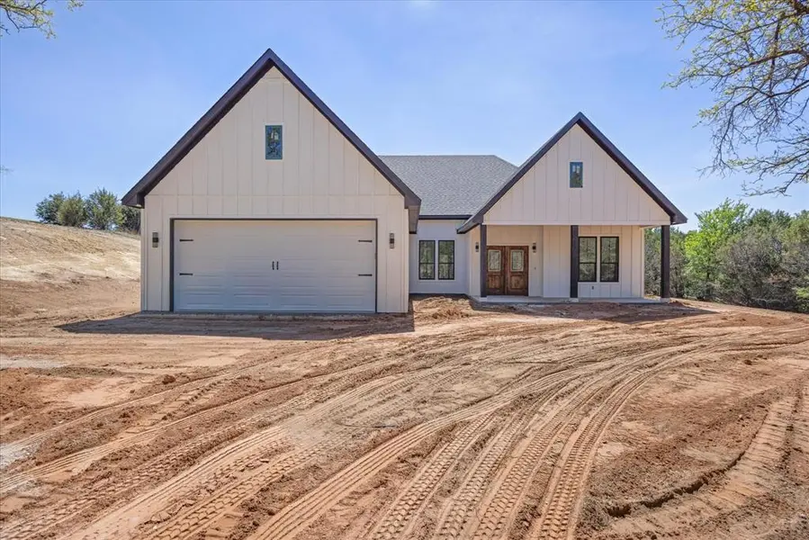 380 Schooner Way, Bluff Dale, TX 76433