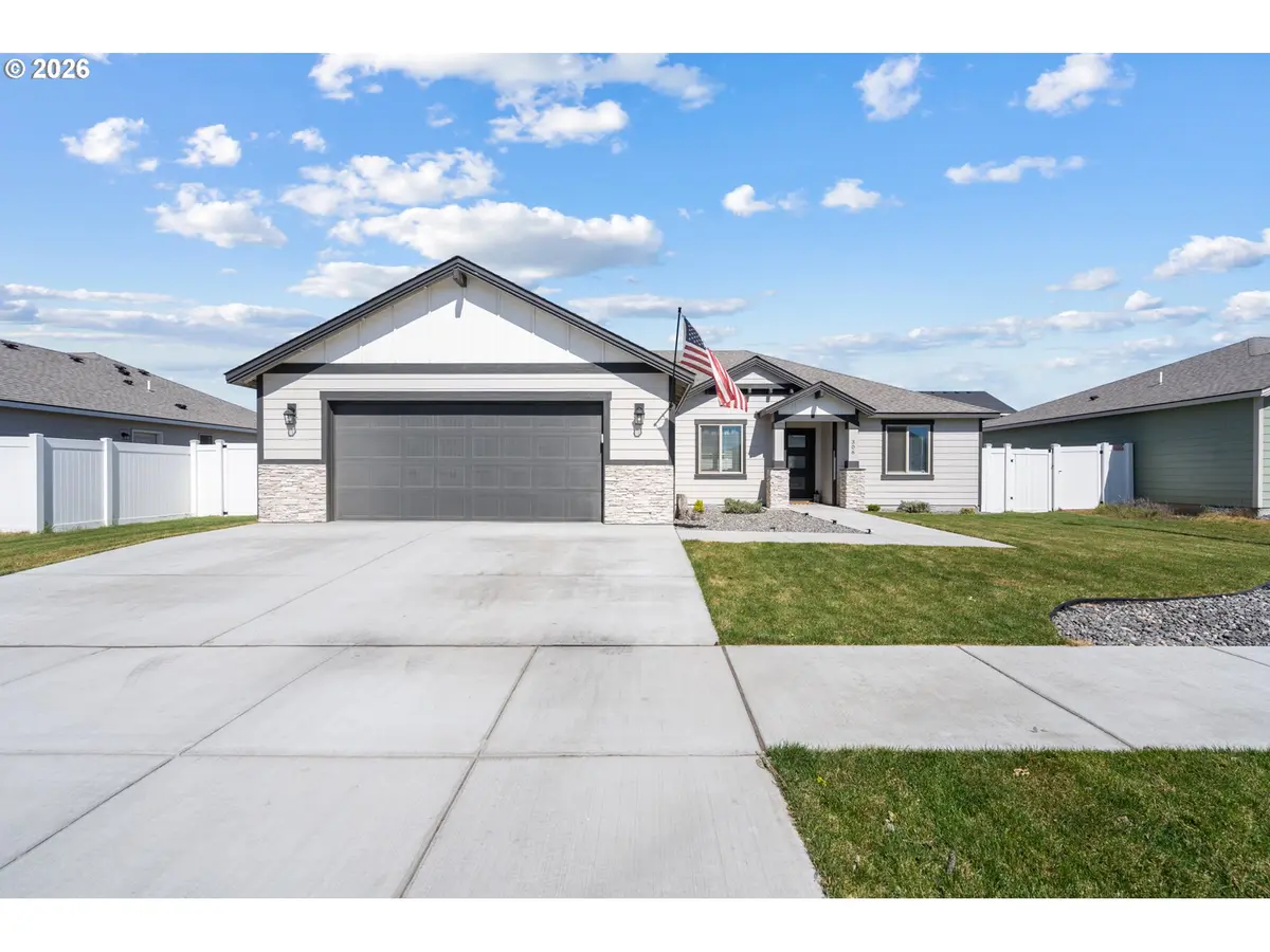 306 SAGE ST, Boardman, OR 97818