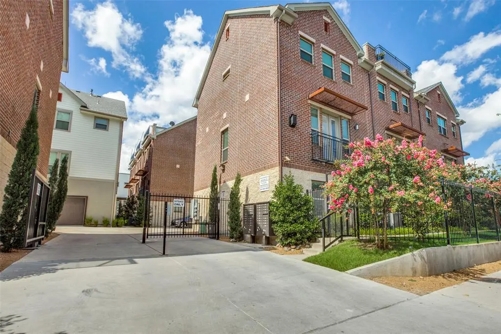 4323 Dickason Avenue #2, Dallas, TX 75219
