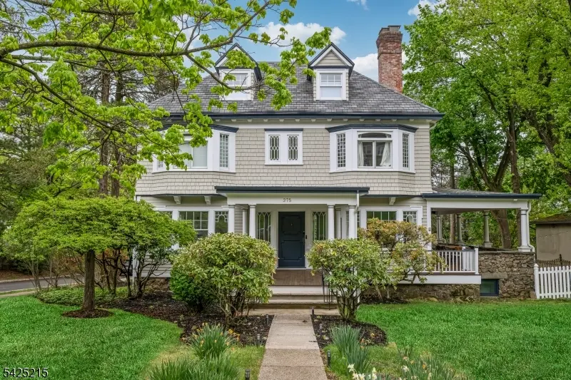 375 Up Mountain Avenue, Montclair Twp., NJ 07043