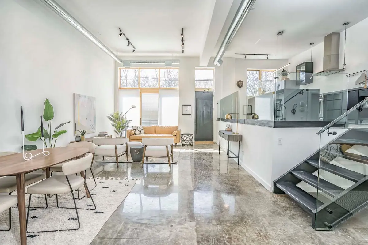 36 Geary AVE #1, Toronto C02, ON M6H 2B4