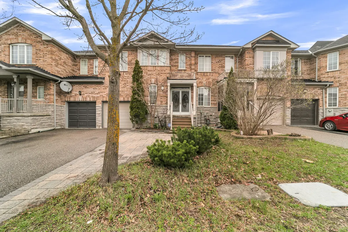 11 Holmwood ST E, Richmond Hill, ON L4B 4K4