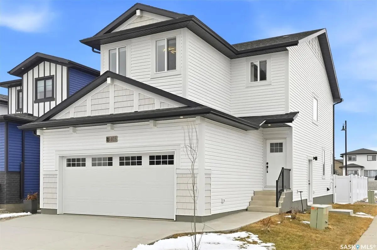 242 Kostiuk CRESCENT, Saskatoon, SK S7V 1R7
