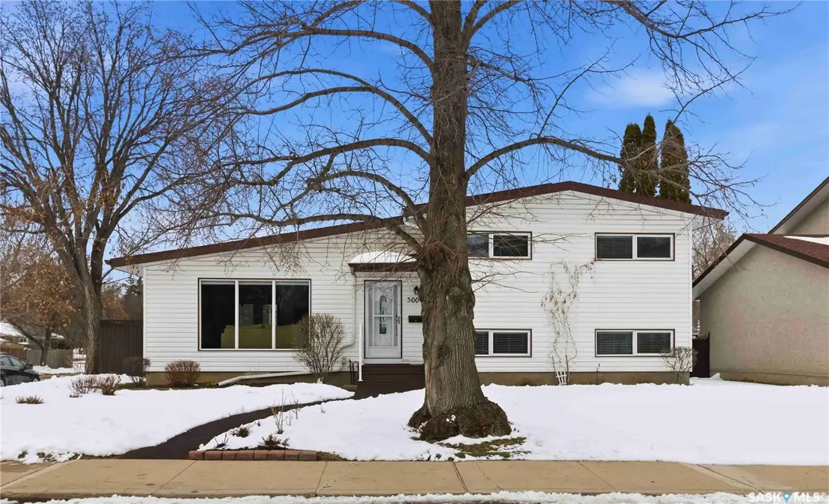 3001 Eastview, Saskatoon, SK S7J 3J1