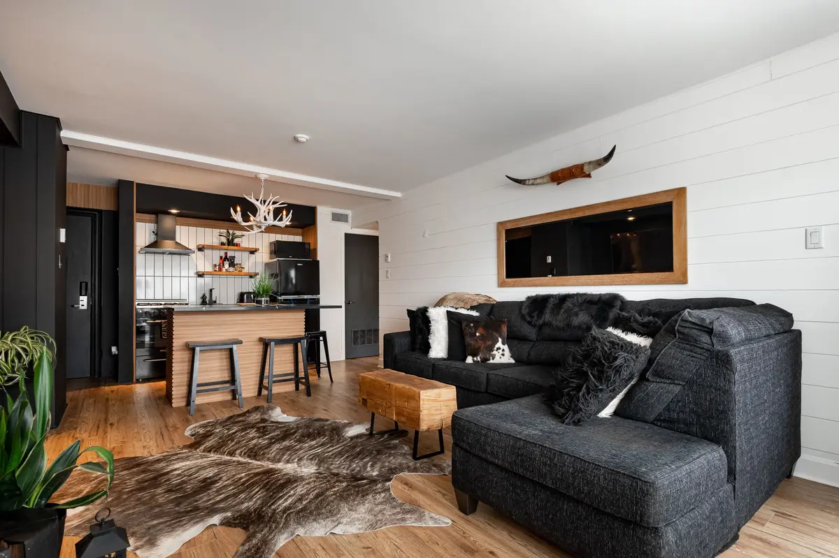 1235 Deerhurst Summit DR #54-301, Huntsville, ON P1H 1A9