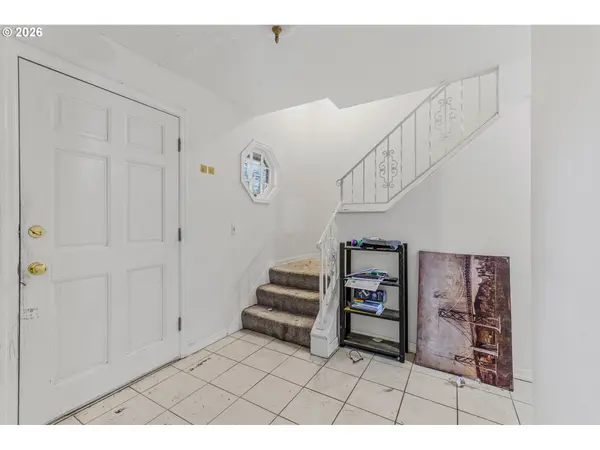 1025 NE 176TH AVE, Portland, OR 97230