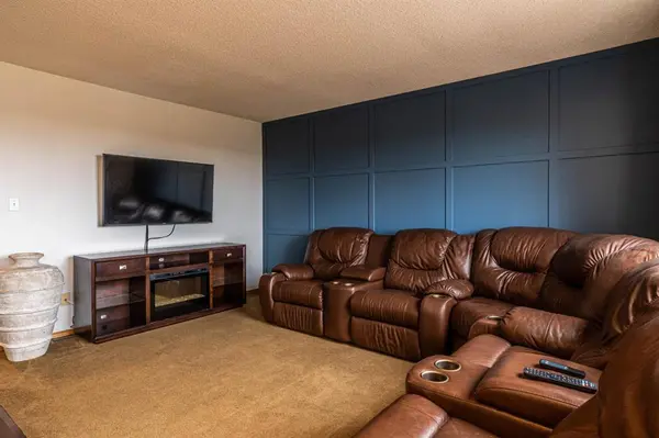 97 Myrtle ST, Hazelridge, MB R5M 0C3