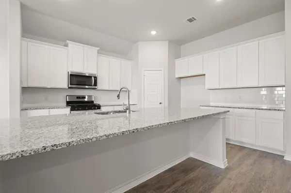 6929 Night Owl Lane, Fort Worth, TX 76036