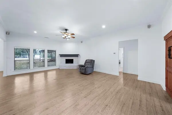 10471 Holly Creek Road, Terrell, TX 75160