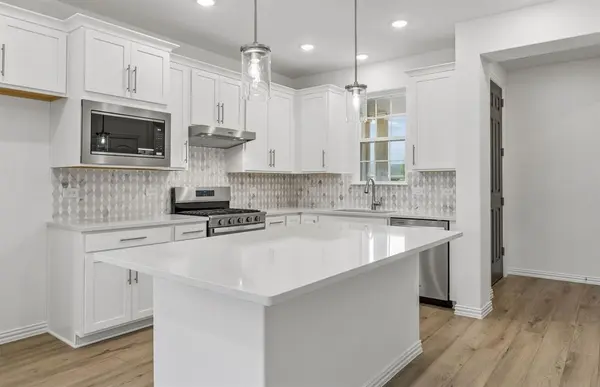 405 Snowbird Way, Mckinney, TX 75071