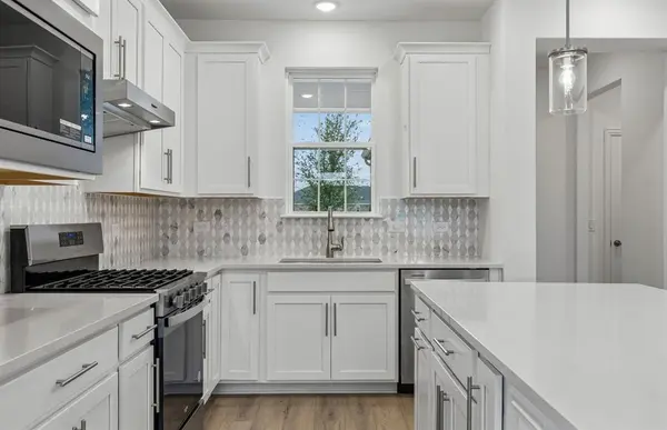 405 Snowbird Way, Mckinney, TX 75071