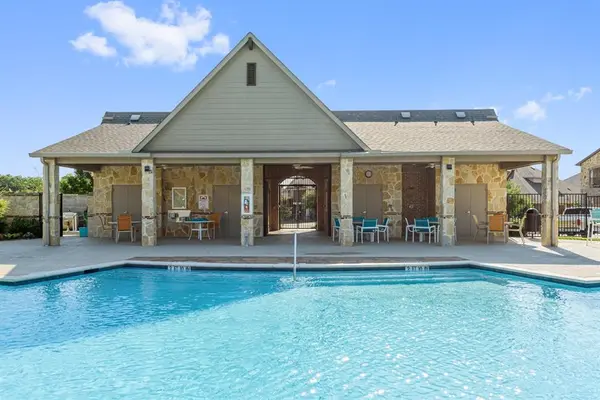 1022 Wheatland Drive, Justin, TX 76247