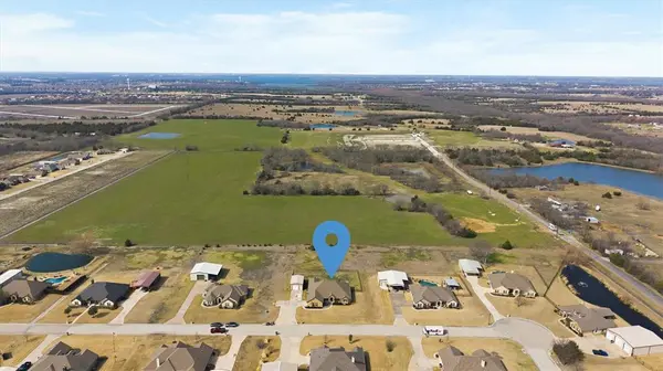 505 Water Fall Lane, Nevada, TX 75173