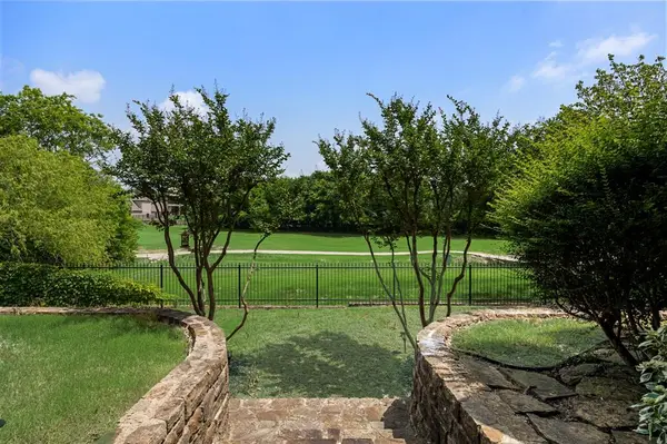 1924 Kings Pass, Heath, TX 75032