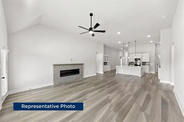 608 S Hidden Lakes Drive, Desoto, TX 75115