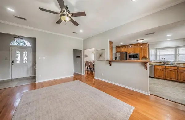 2720 Cedar Springs Court, Bedford, TX 76021