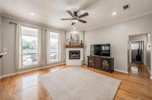 2720 Cedar Springs Court, Bedford, TX 76021