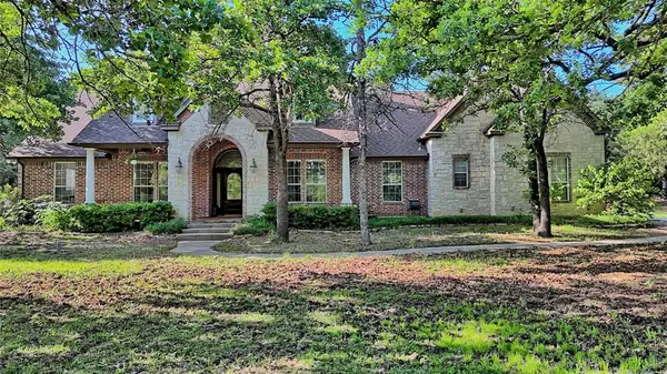 735 Sleepy Hollow Lane, Valley View, TX 76272