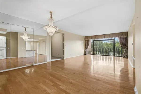 5200 Keller Springs Road #310, Dallas, TX 75248