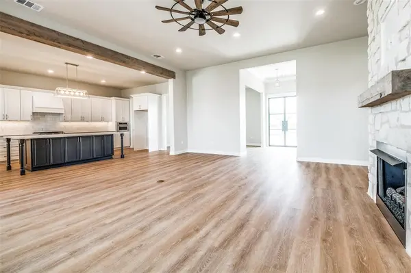 13929 Jackson Road, Krum, TX 76249