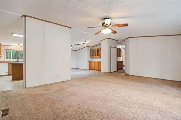 1229 Sandy Oaks Road, Quinlan, TX 75474