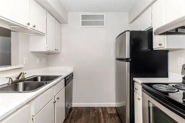 10402 Sandpiper Drive #9-115, Houston, TX 77096