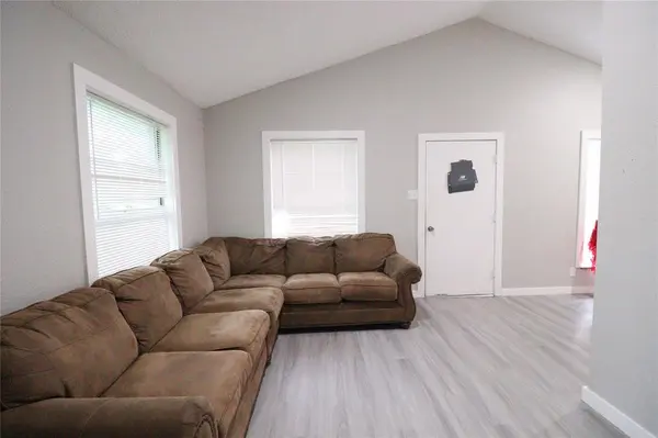 107 Love Street, Kaufman, TX 75142