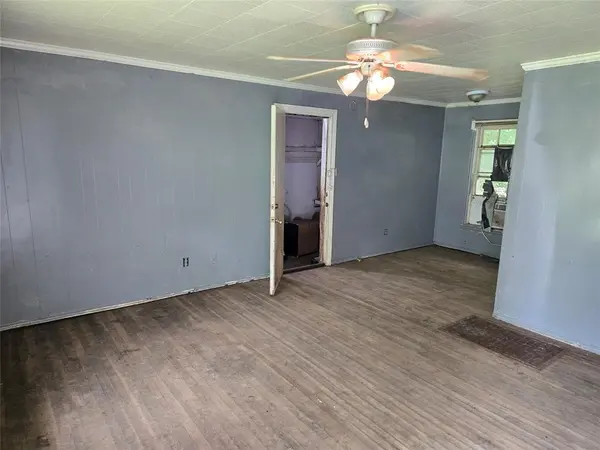 1806 N Culberson Street, Gainesville, TX 76240