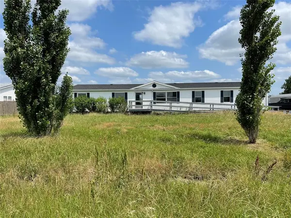 9066 Diamond Avenue, Kaufman, TX 75142