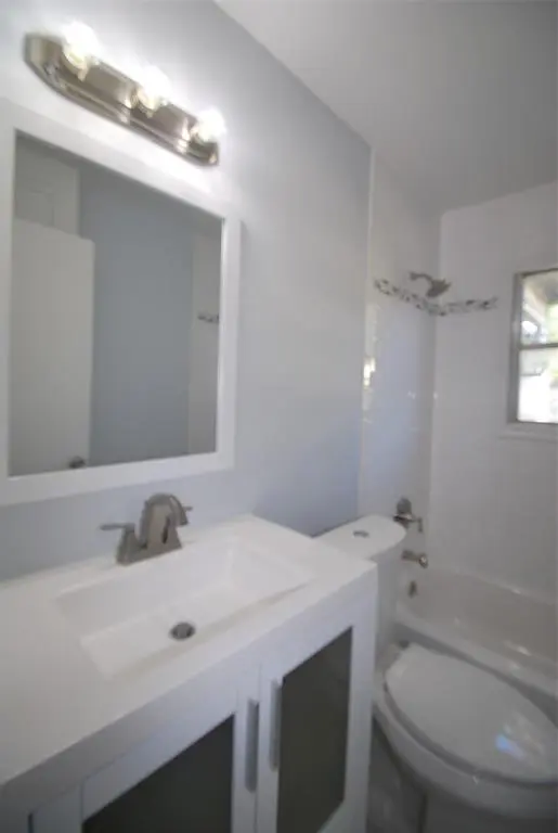 6918 Lockheed Avenue, Dallas, TX 75209