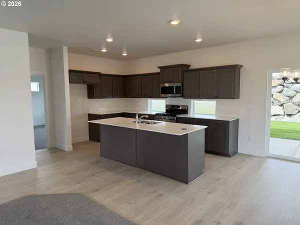 851 NE Laurel Springs DR, Hermiston, OR 97838