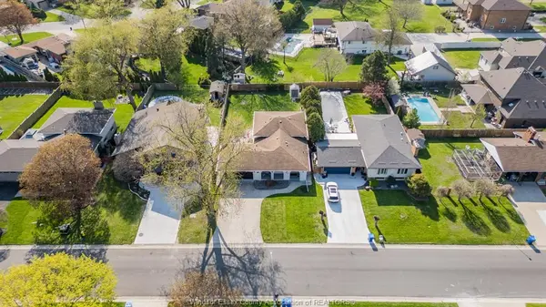 109 CENTENNIAL, Tecumseh, ON N8N 2N7