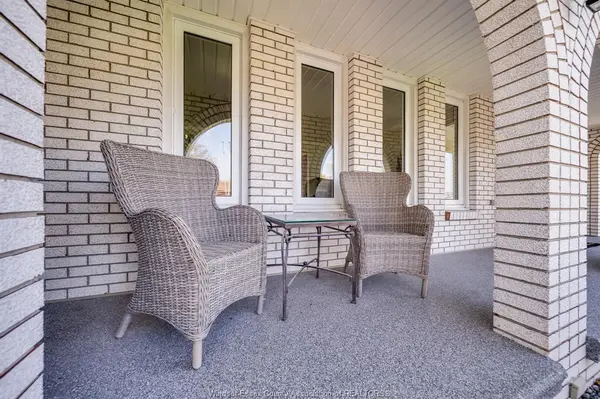 109 CENTENNIAL, Tecumseh, ON N8N 2N7