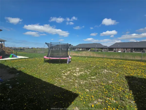 1115 Aspen Ridge Crescent, Lakeshore, ON N8L 1B1