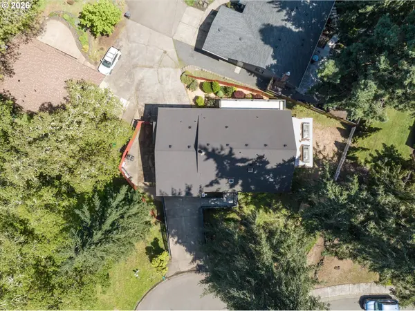 1783 GRAHAM DR, Eugene, OR 97405