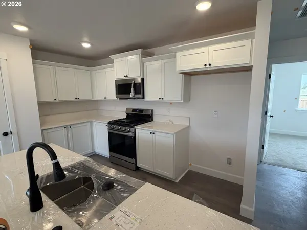 848 NE Laurel Springs DR, Hermiston, OR 97838