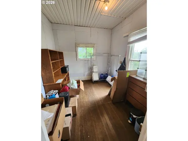 967 GREENWOOD ST, Junction City, OR 97448