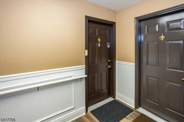 93 Park Edge, Berkeley Heights Twp., NJ 07922