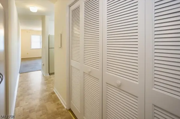 93 Park Edge, Berkeley Heights Twp., NJ 07922