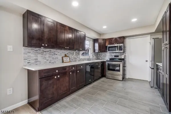 27 Harper Ln, Willingboro Twp., NJ 08046