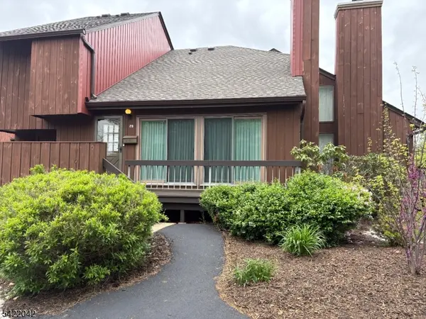 498 Auten Rd 2D, Hillsborough Twp., NJ 08844