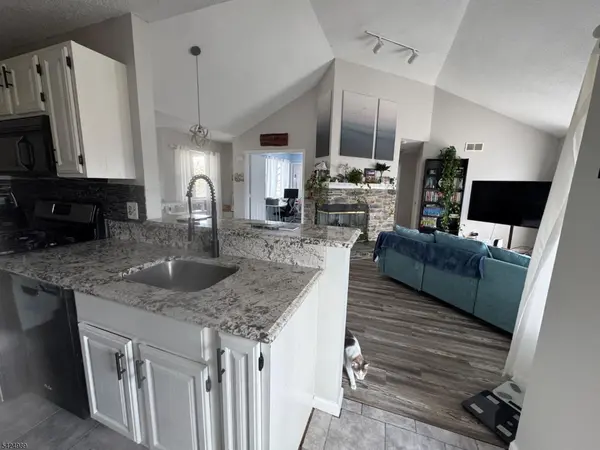 11 Windsor Ct #11, Hardyston Twp., NJ 07419